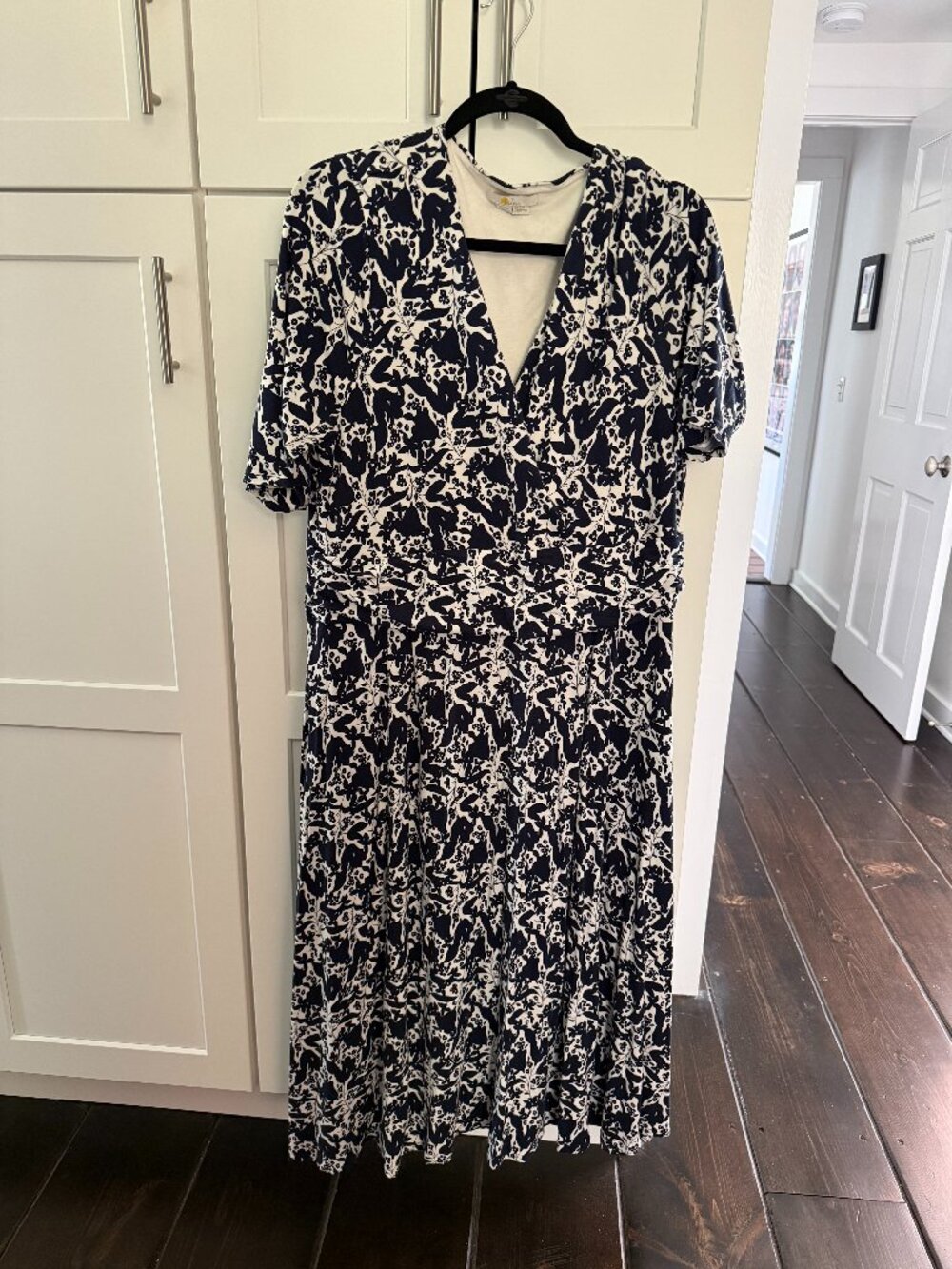 Boden Navy and White Fit and Flare Dress (20)